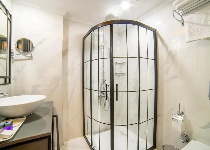 Golda Αττάλεια