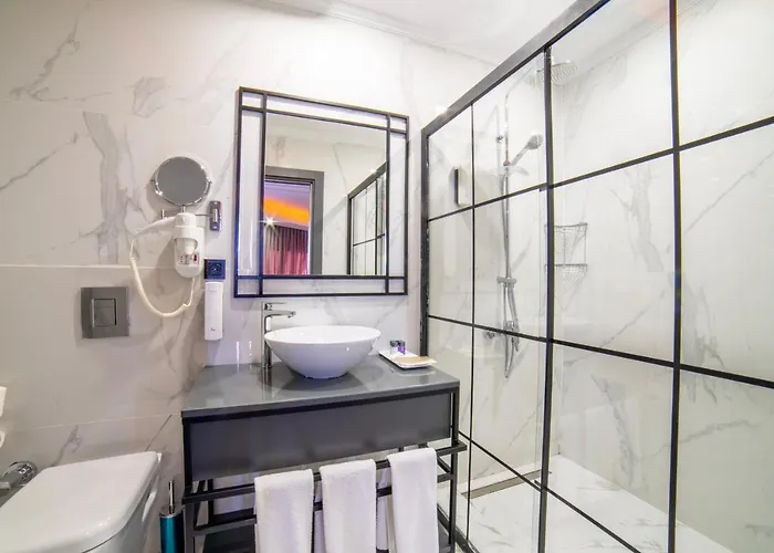 Golda Hotel 3*