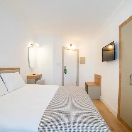 Golda Hotel 3*